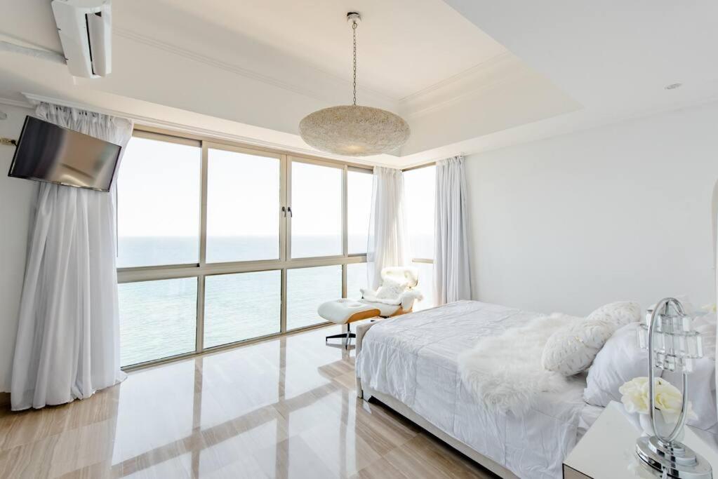 Habitacion Privada Con Vista Al Mar Ambar, Malecon Santo Domingo Bagian luar foto